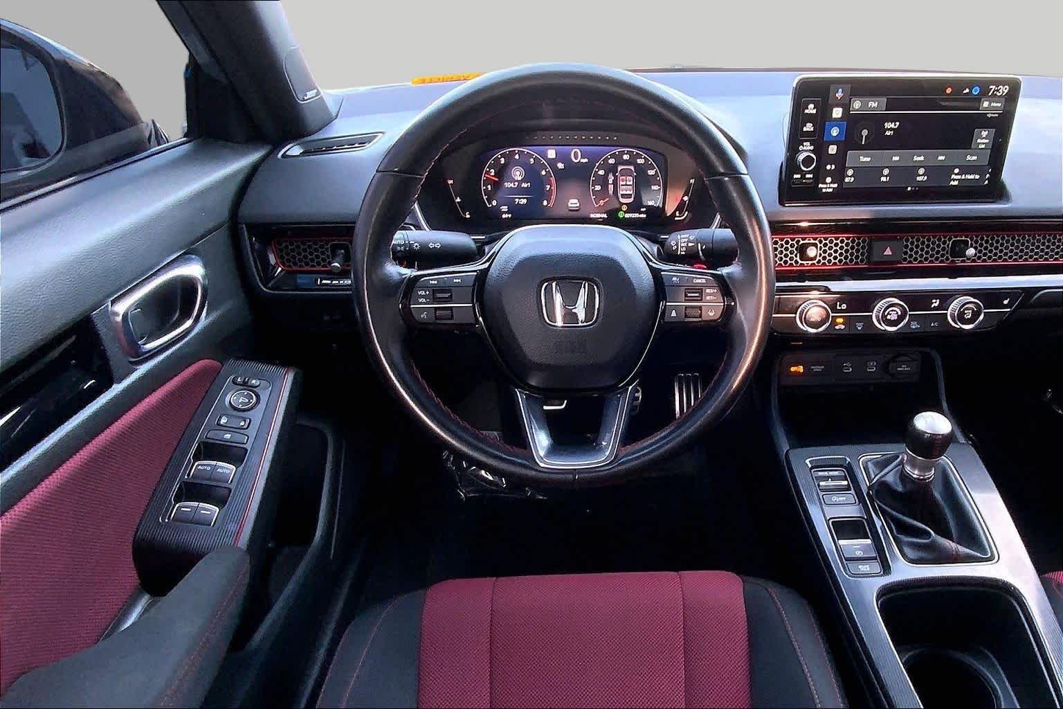Used 2025 Urban Gray Pearl Honda  image 6
