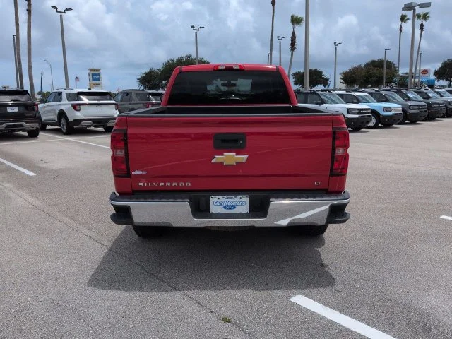 Used 2018 Red Chevrolet LT image 5