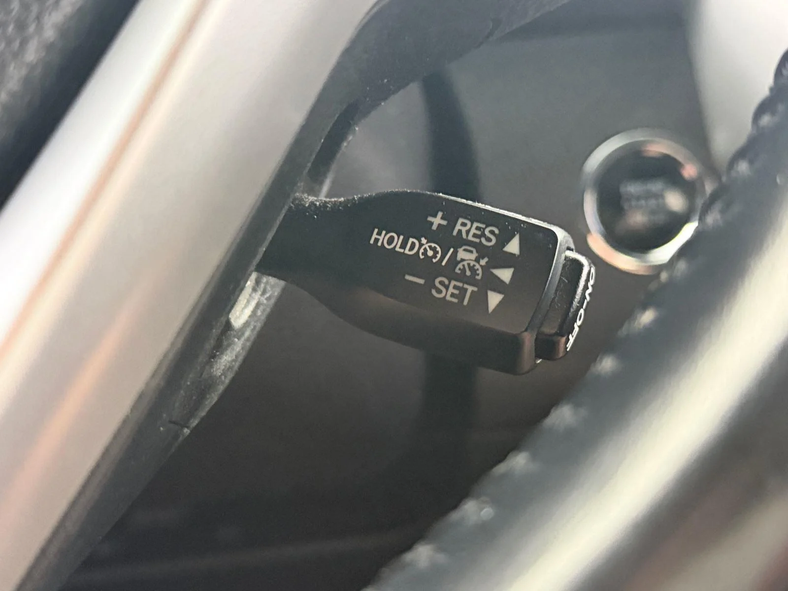 Used 2019 Celestial Silver Metallic Toyota XLE image 54