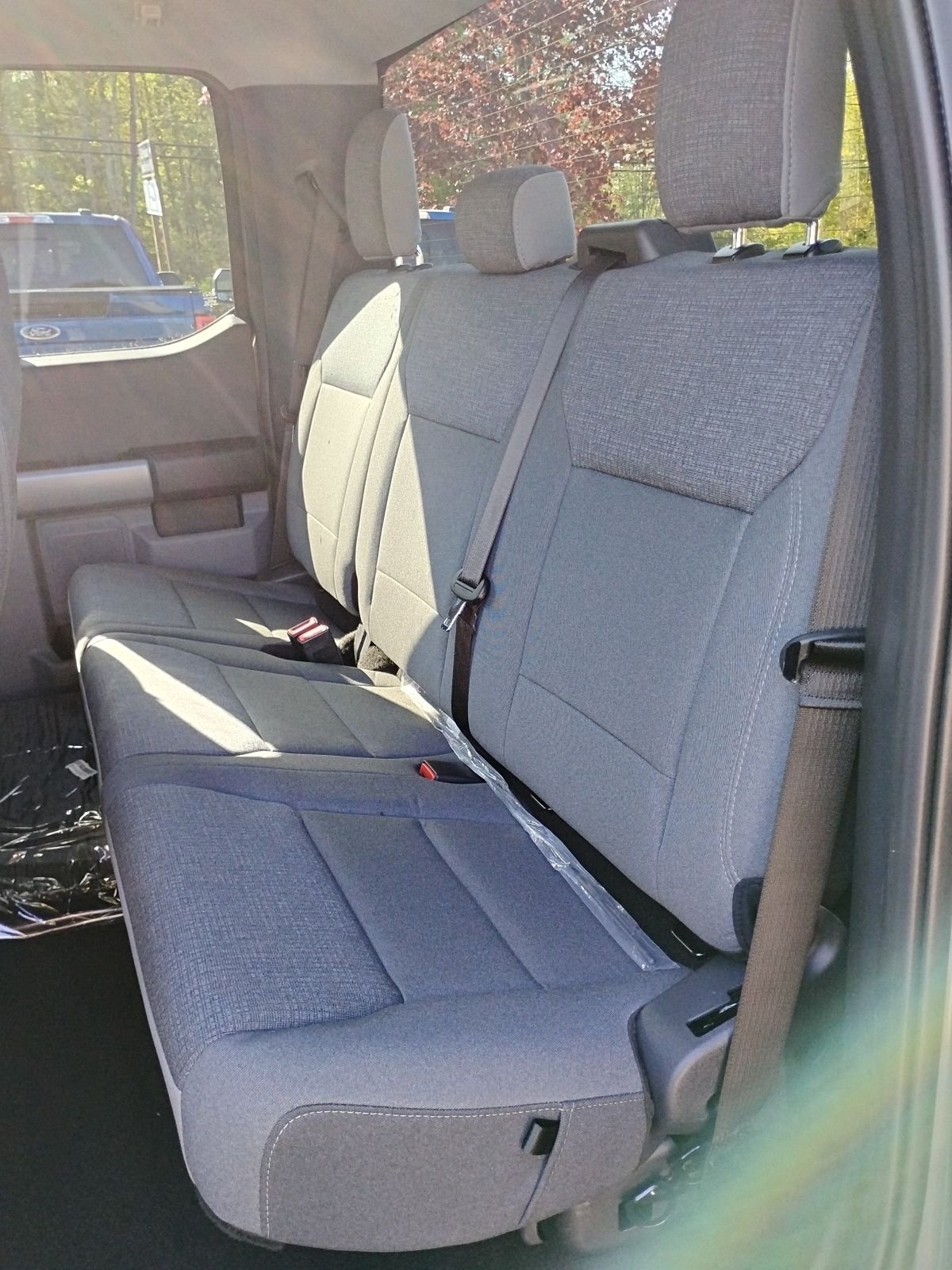 New 2026 Carbonized Gray Metallic Ford XLT image 11