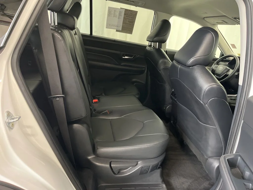 Used 2024 White Toyota XLE image 20