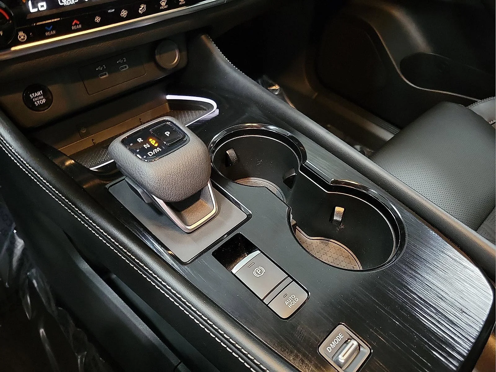 Used 2024 Deep Ocean Blue Pearl Nissan Platinum image 18
