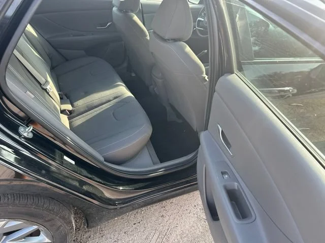 Used 2024 Abyss Black Hyundai SEL image 8