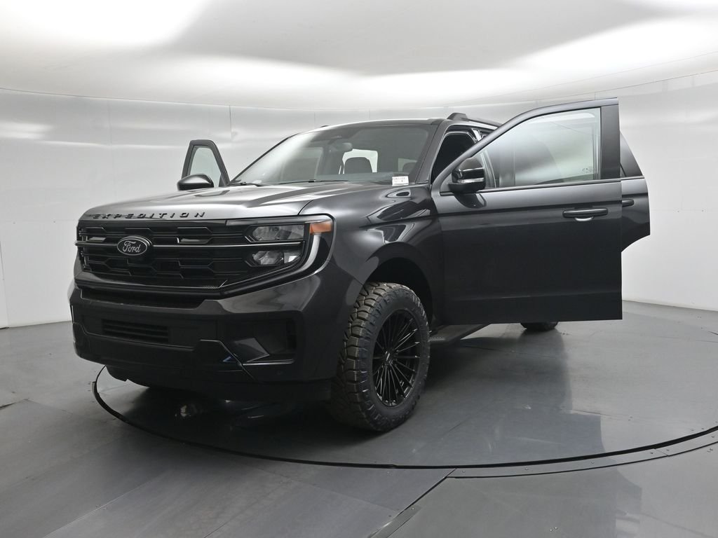 New 2026 Dark Matter Gray Metallic Ford Platinum image 28