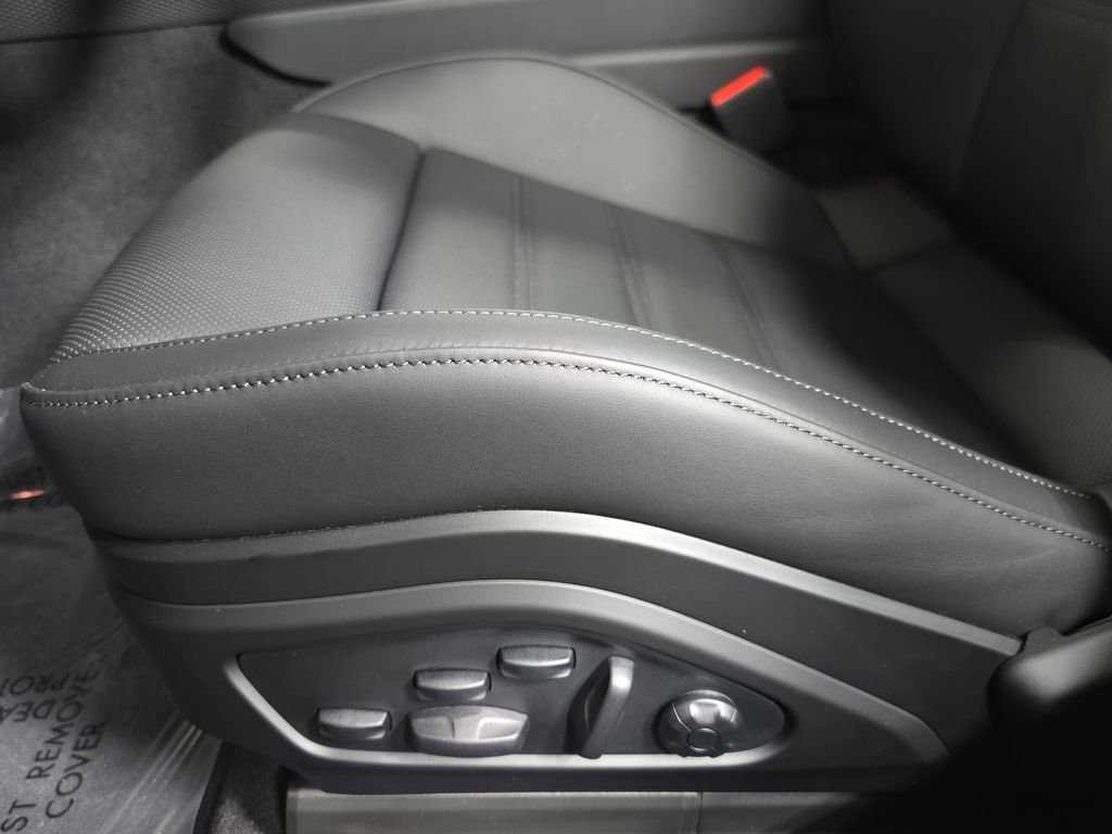 New 2026 White Porsche Turbo image 23