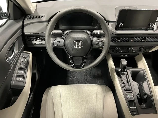 2025 Honda Accord SE - Photo 16
