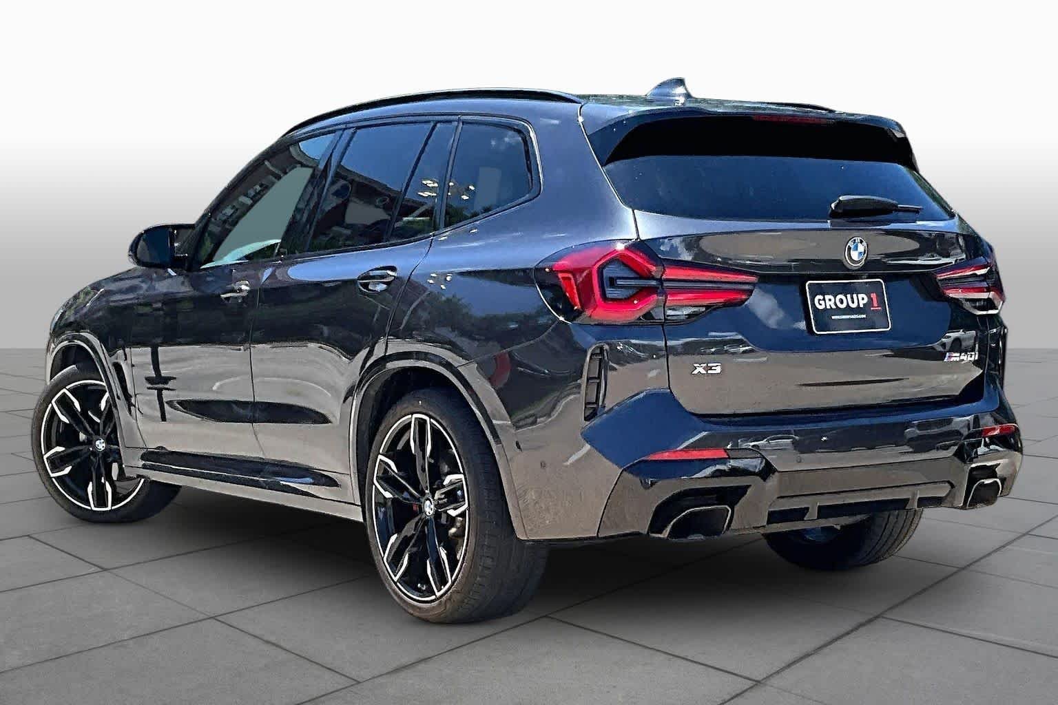 Used 2024 Dark Graphite Metallic BMW M40i image 11