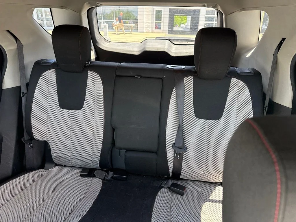 Used 2016 Black Chevrolet LT image 15