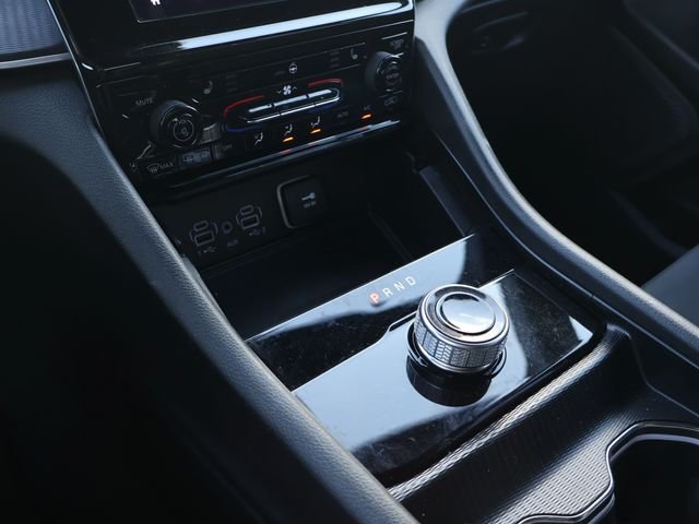 Used 2024 Black Jeep Laredo image 16