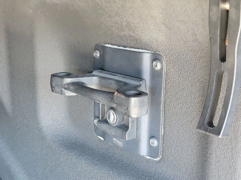 Used 2017 Avalanche Ford Raptor image 29