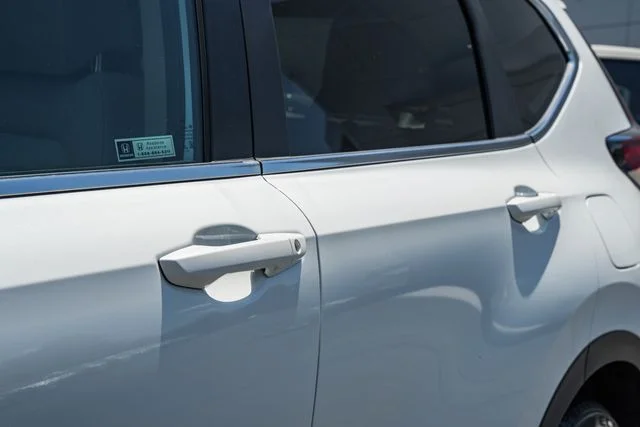 Used 2022 White Honda EX image 16