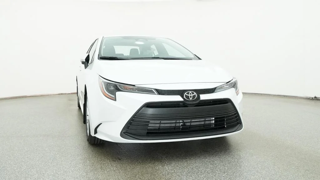 New 2027 Wind Chill Pearl Toyota LE image 7