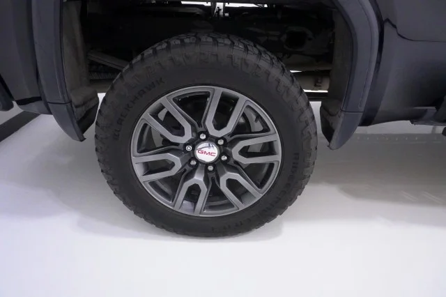 Used 2021 BLACK GMC AT4 image 6