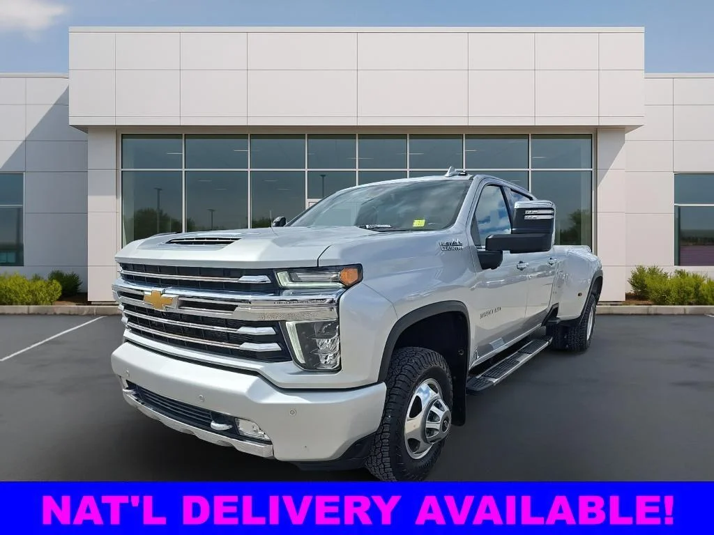 Used 2022 Silver Ice Metallic Chevrolet High Country Dual Rear Wheel image 3