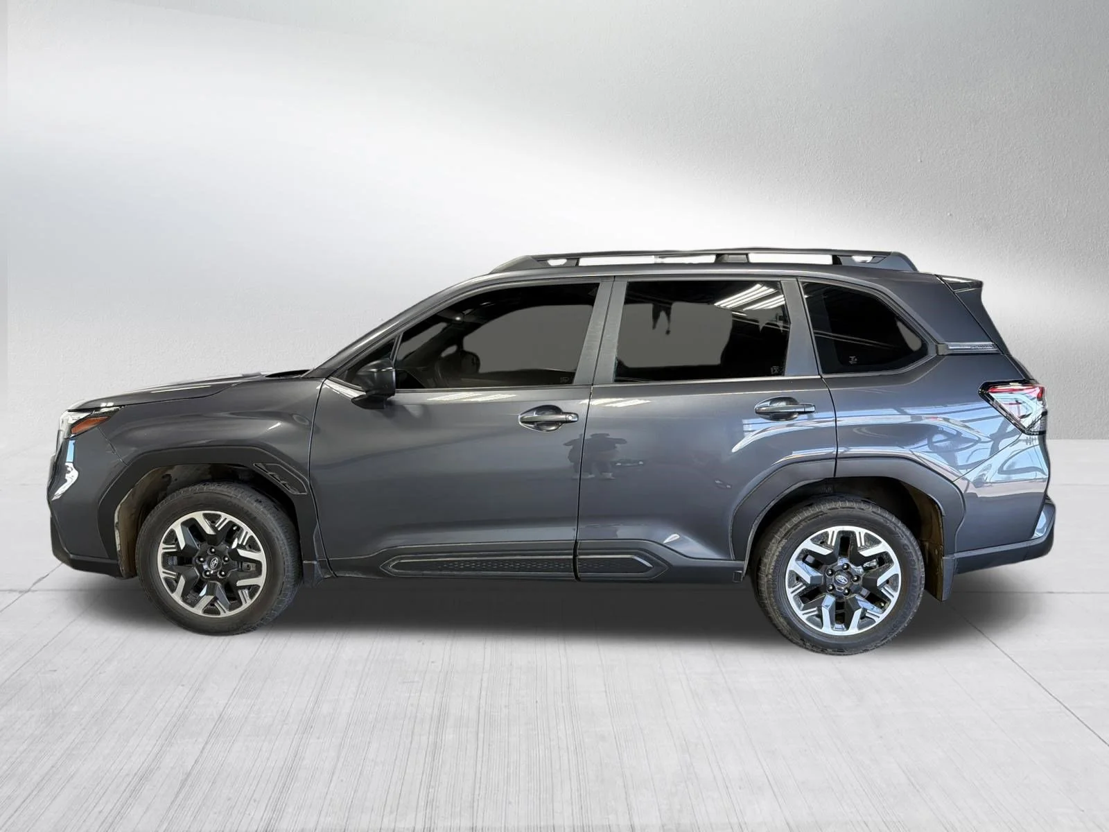 Certified Used 2025 Magnetite Gray Metallic Subaru  image 4