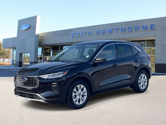 Used 2024 Black Metallic Ford Active image 3