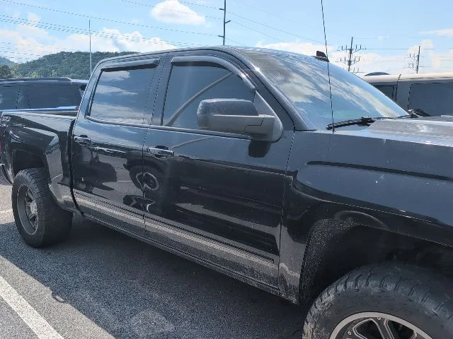 Used 2017 Black Chevrolet LT image 5