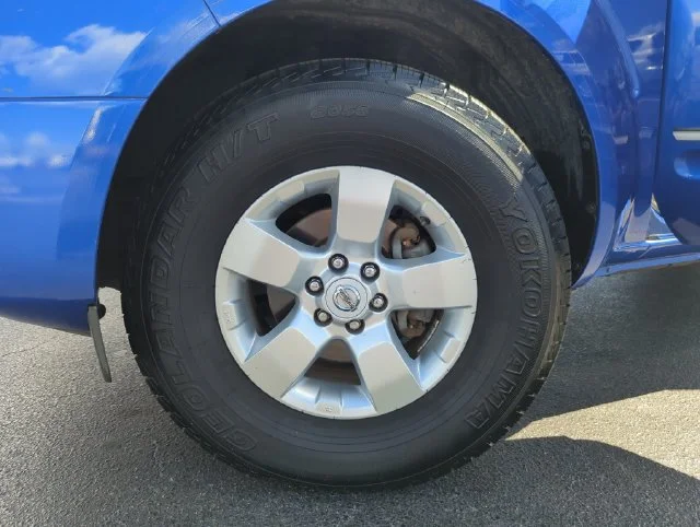 Used 2012 Blue Nissan SV image 45