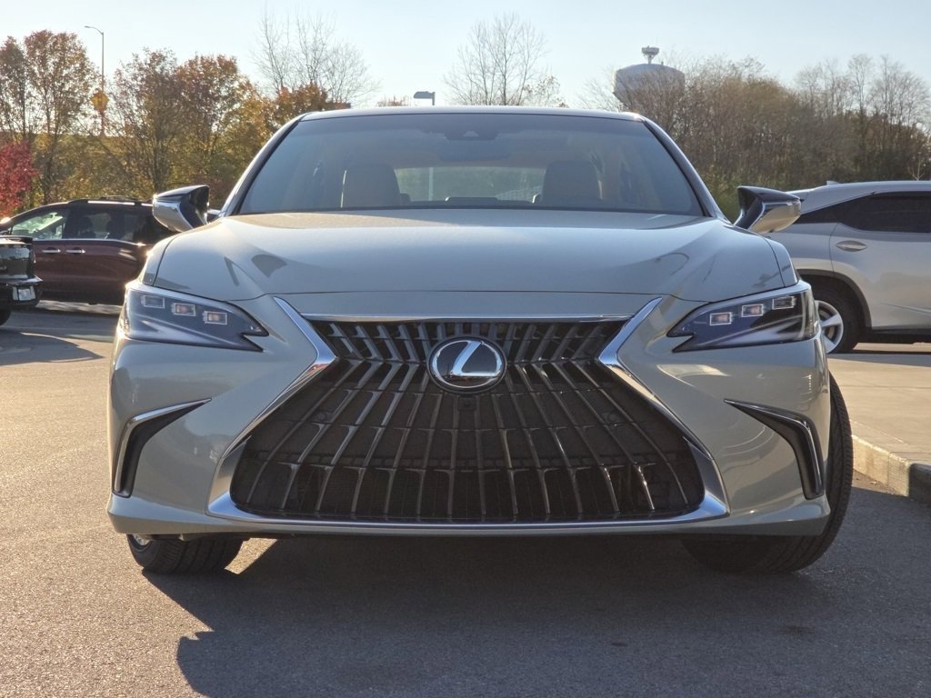 Certified Used 2025 MOONBEAM BEIGE MET. Lexus 350 Ultra Luxury image 3