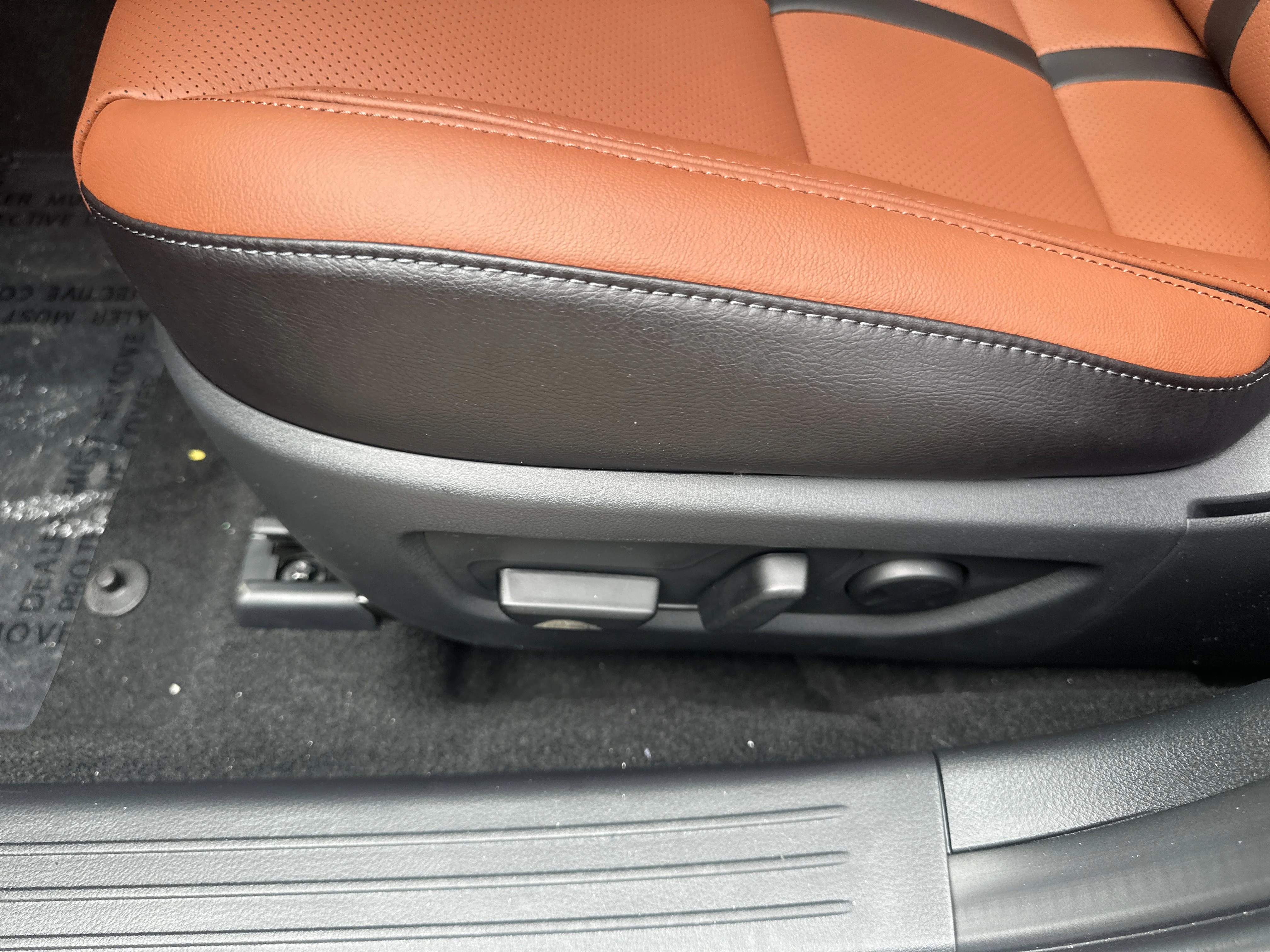 New 2026 Zircon Sand Metallic Mazda 2.5 Turbo Meridian Edition AWD image 7