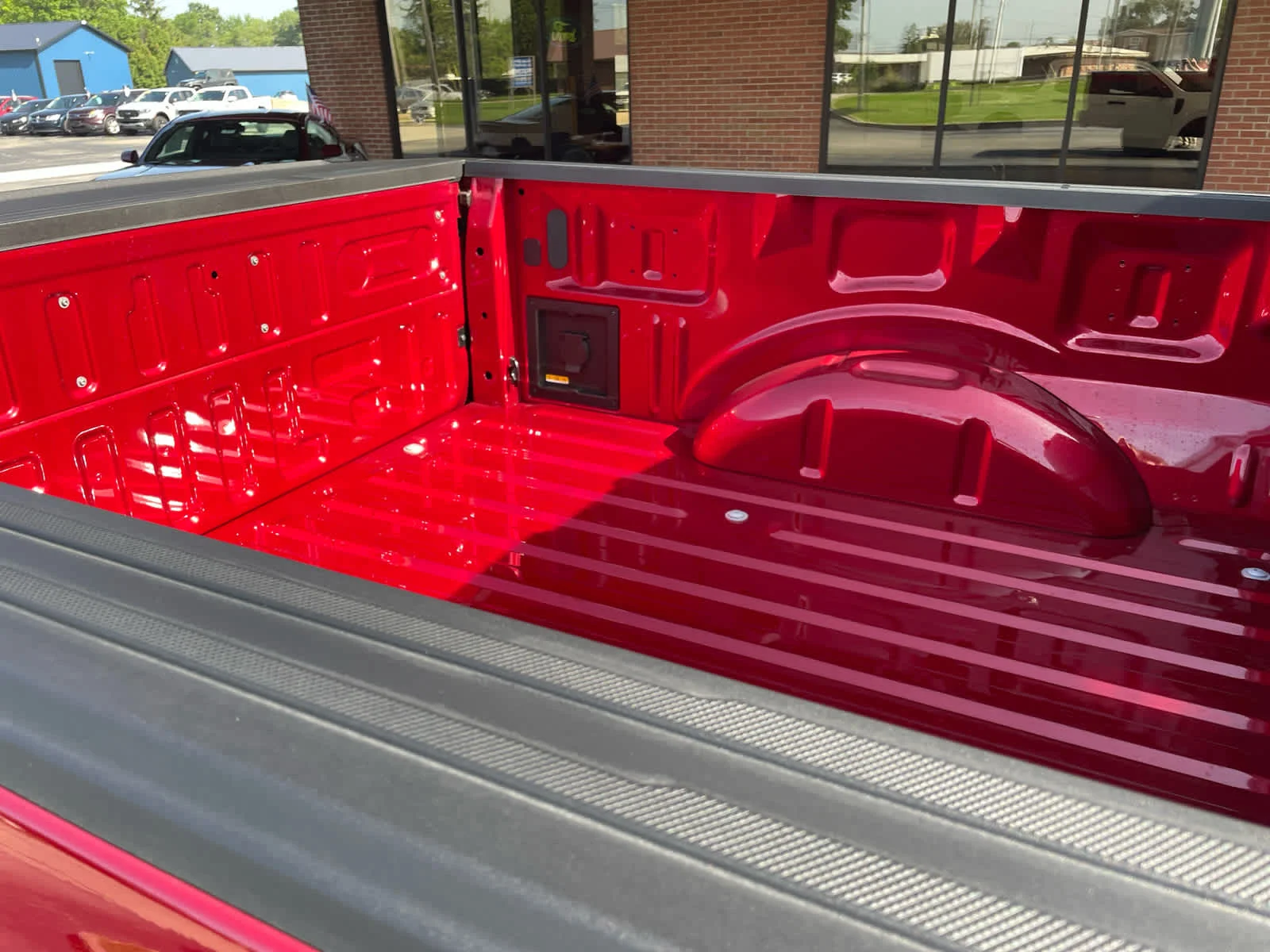 New 2026 Ruby Red Metallic Tinted Clearcoat Ford XLT image 10