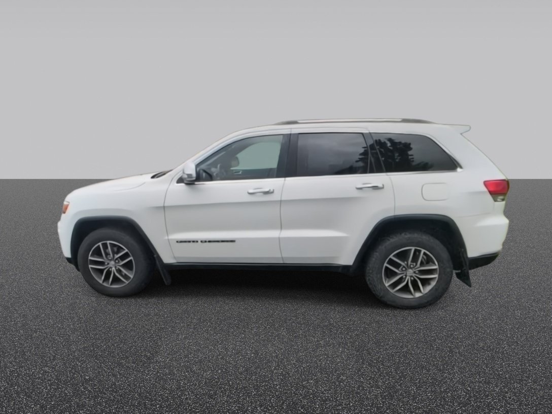 Used 2018 Bright White Clearcoat Jeep Limited image 5