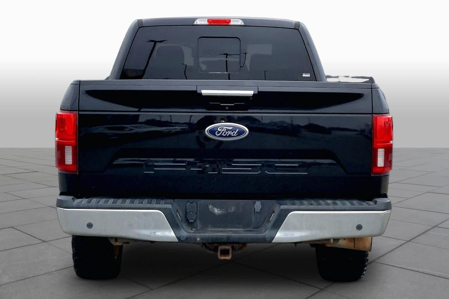 Used 2019 Agate Black Metallic Ford LARIAT image 5