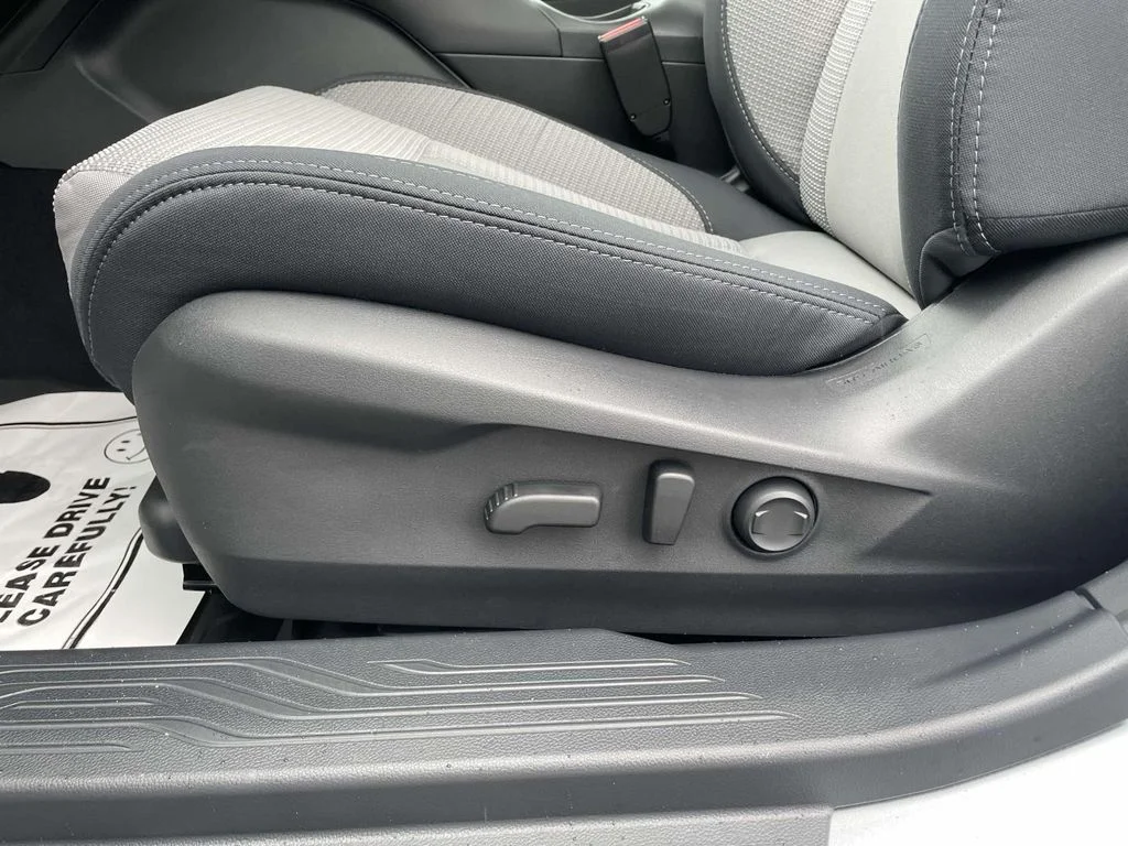 Certified Used 2025 Ice Silver Metallic Subaru Premium image 8
