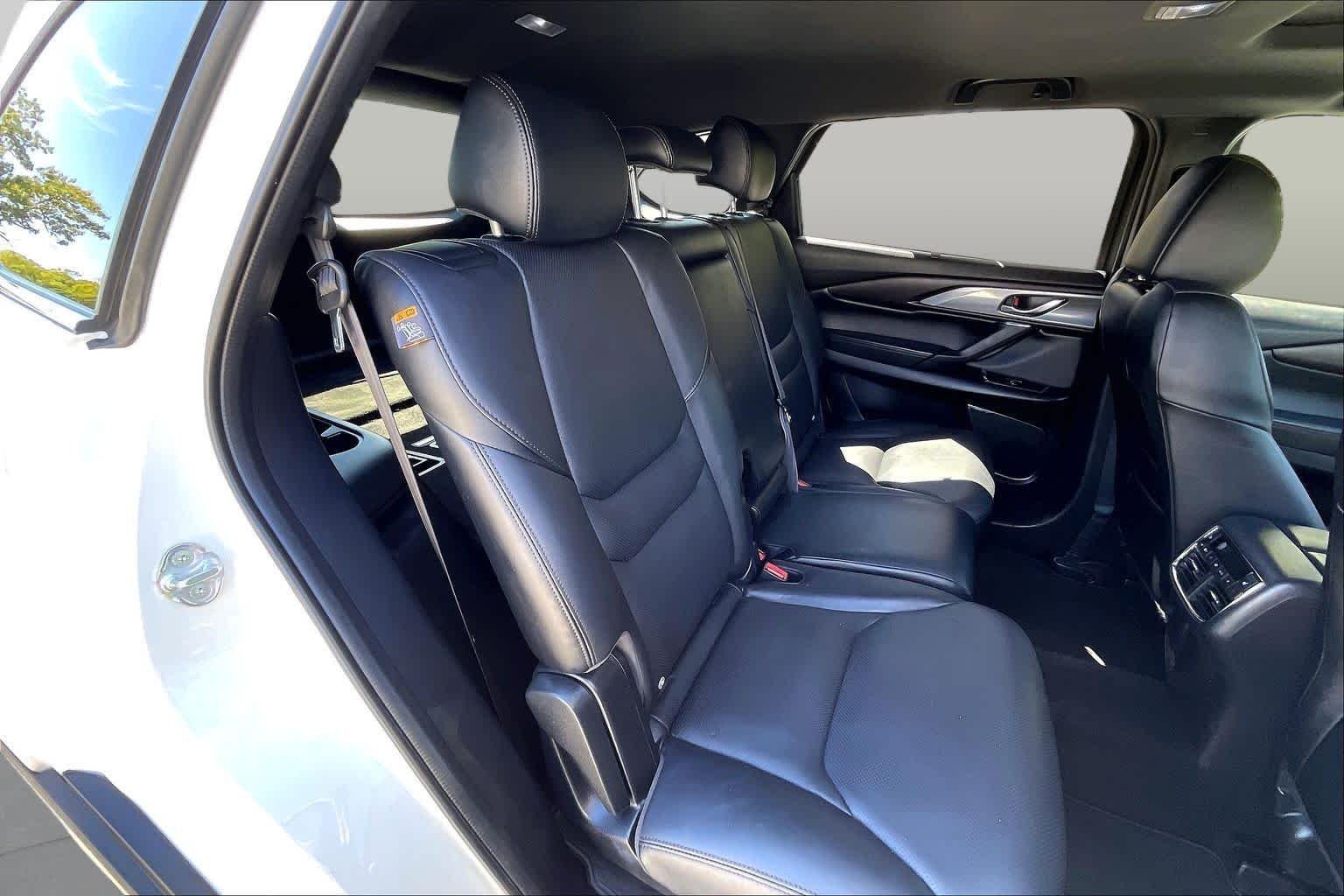 Used 2019 Snowflake White Pearl Mica Mazda Grand Touring image 18