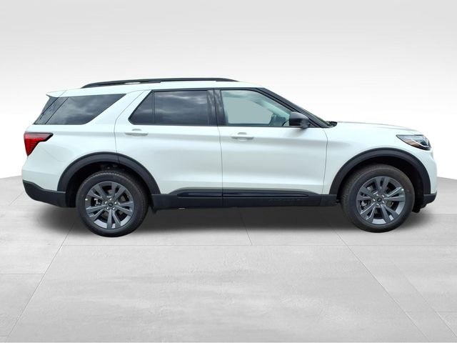 New 2026 Star White Metallic Tri-Coat Ford Active image 12