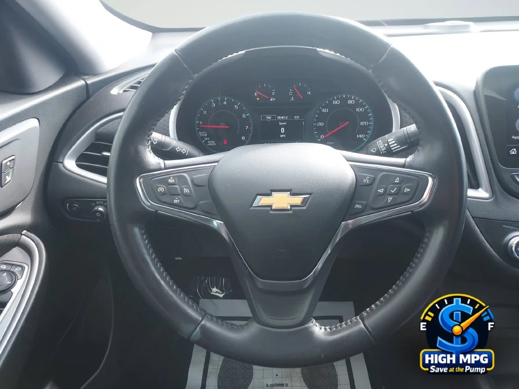 Used 2021 Gray Chevrolet RS image 21