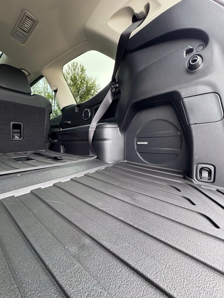 New 2027 MAGNETITE GRAY METALLIC Subaru Touring 7-Passenger image 13