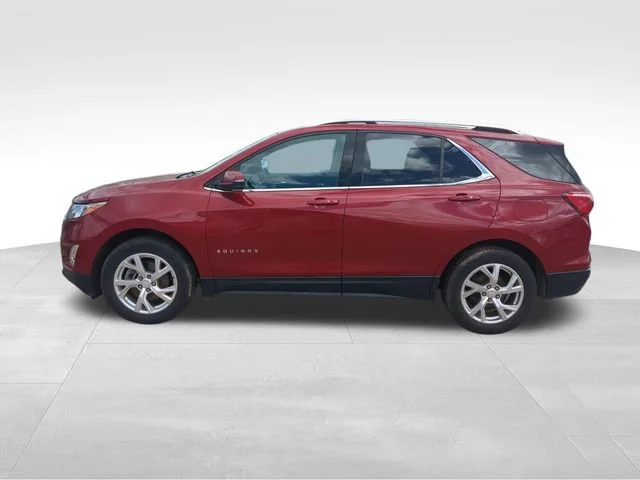 Used 2018 CAJUN RED TINTCOAT Chevrolet LT image 2
