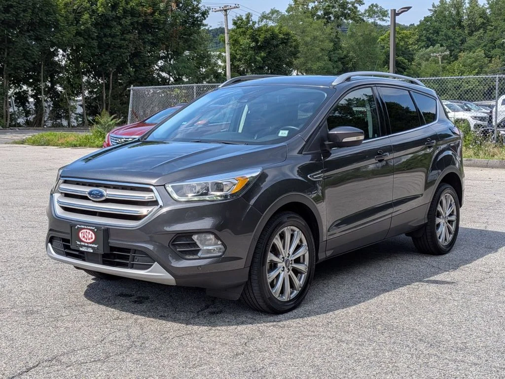 Used 2018 Gray Ford Titanium image 10