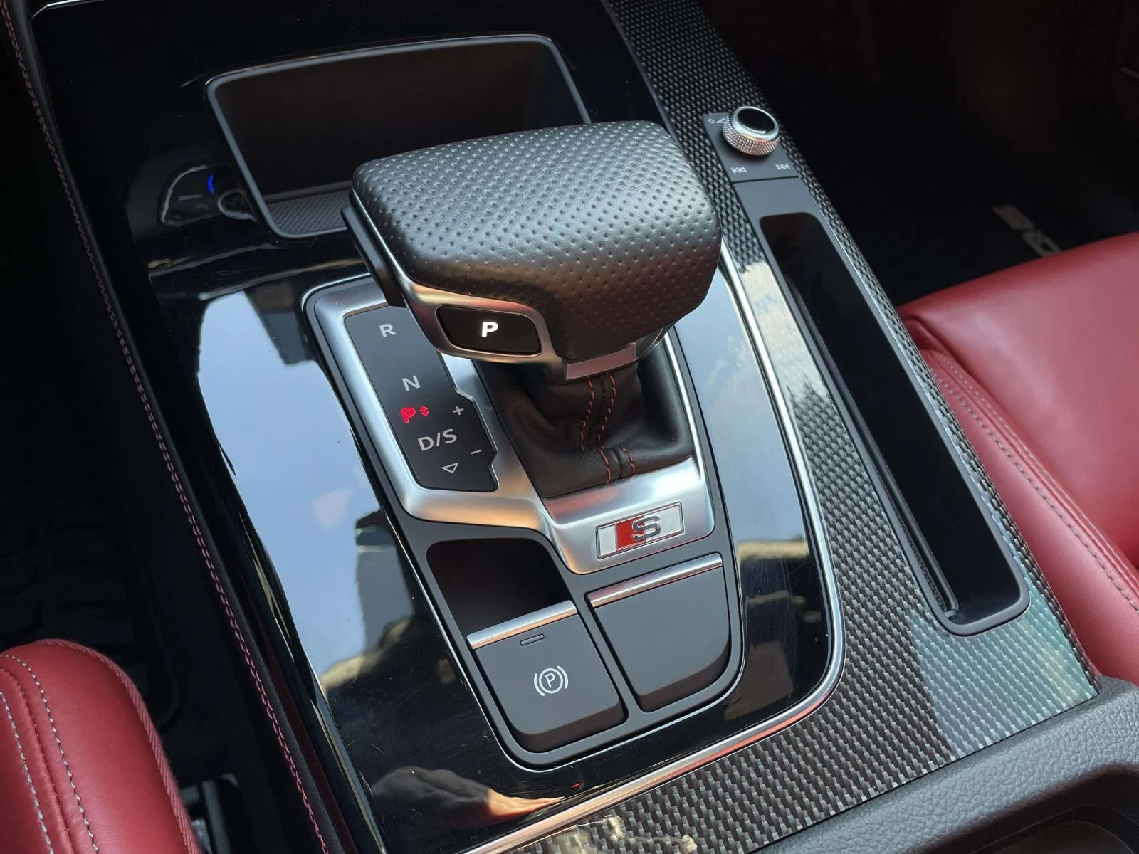 Used 2023 Mythos Black Metallic Audi Premium Plus image 20