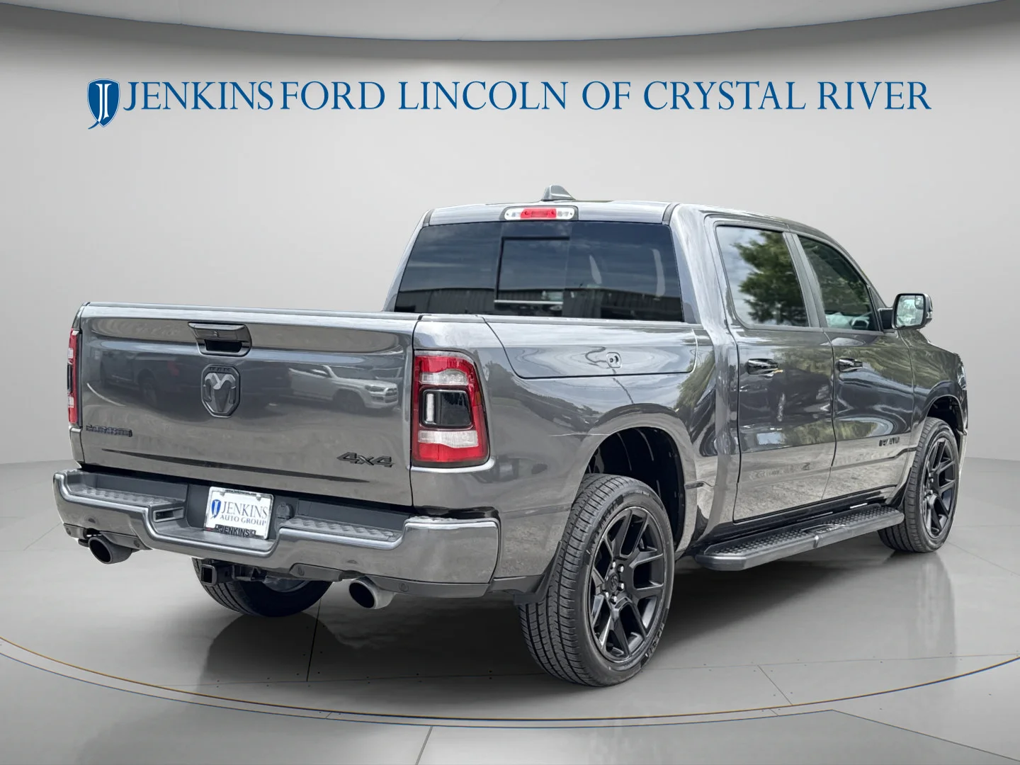 Used 2024 Granite Crystal Metallic Clearcoat Ram Laramie image 3