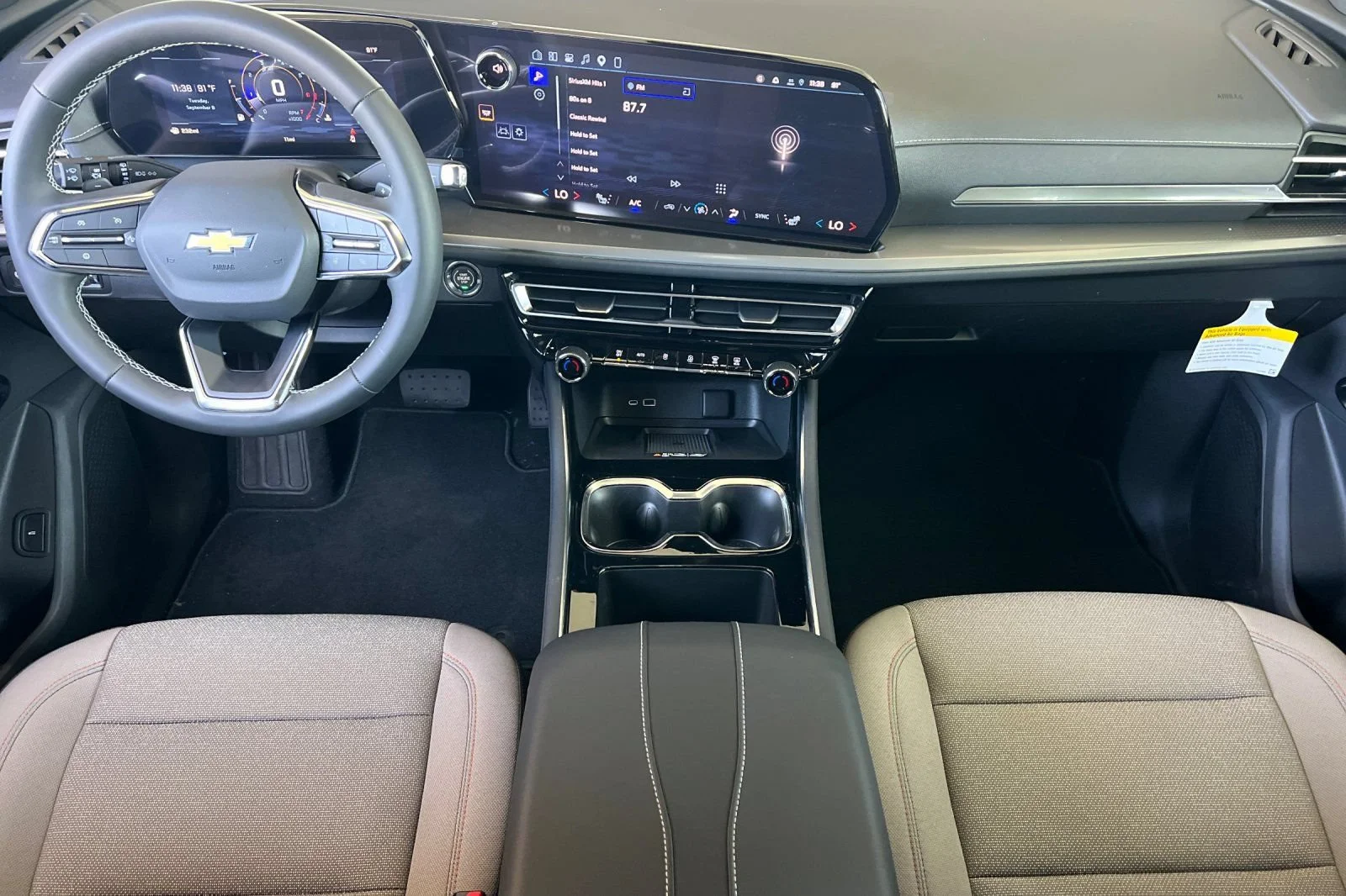 New 2027 Mosaic Black Metallic Chevrolet LT image 13
