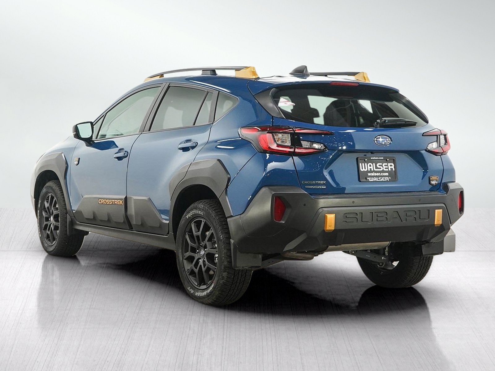 Used 2025 Geyser Blue Pearl Subaru Wilderness image 4