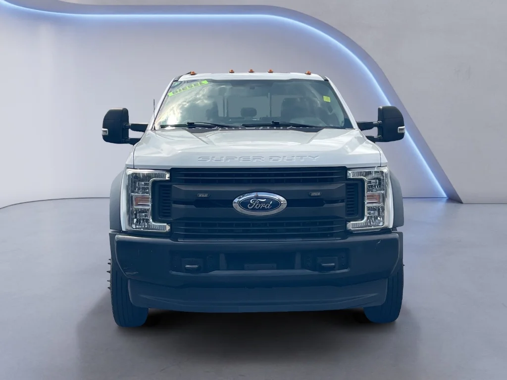 Used 2019 Oxford White Ford XL image 21