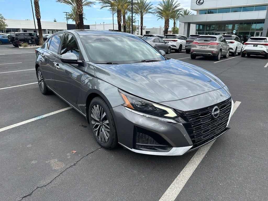 Used 2023 Gray Nissan 2.5 SV image 20
