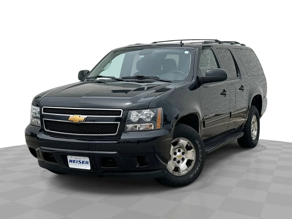 2012 Chevrolet Suburban 4WD 1500 LS's photo