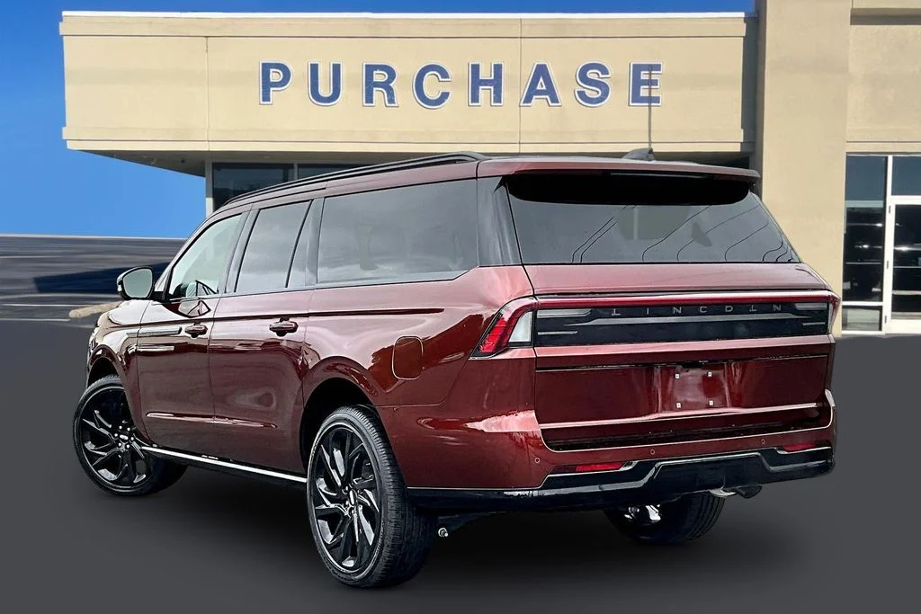 New 2027 Bronze Fire Tinted Clearcoat Lincoln Reserve L image 3