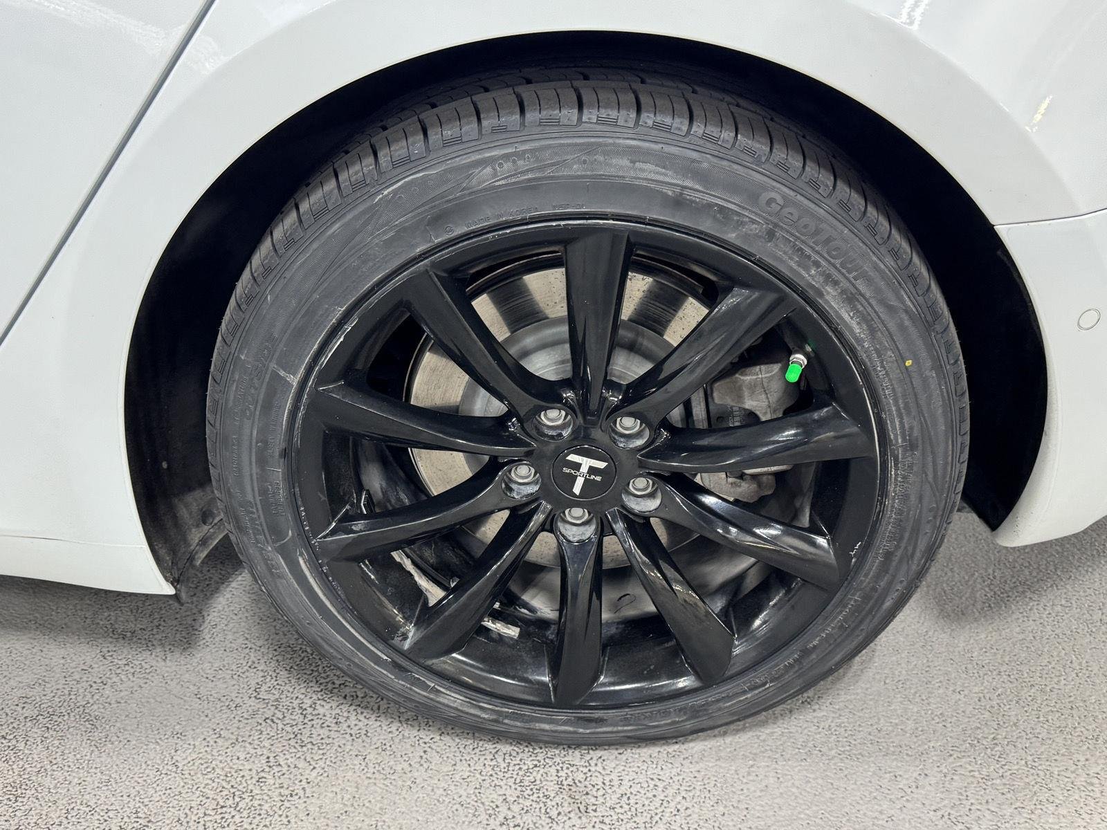 2018 Tesla Model 3 Long Range Dual Motor - Photo 17