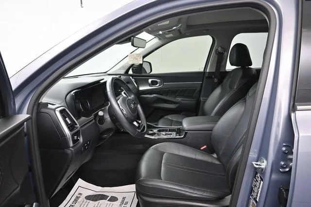 Used 2021 Everlasting Silver Kia SX image 10