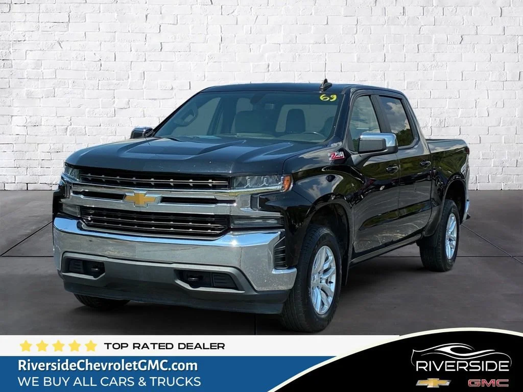Used 2019 BLACK Chevrolet LT image 1