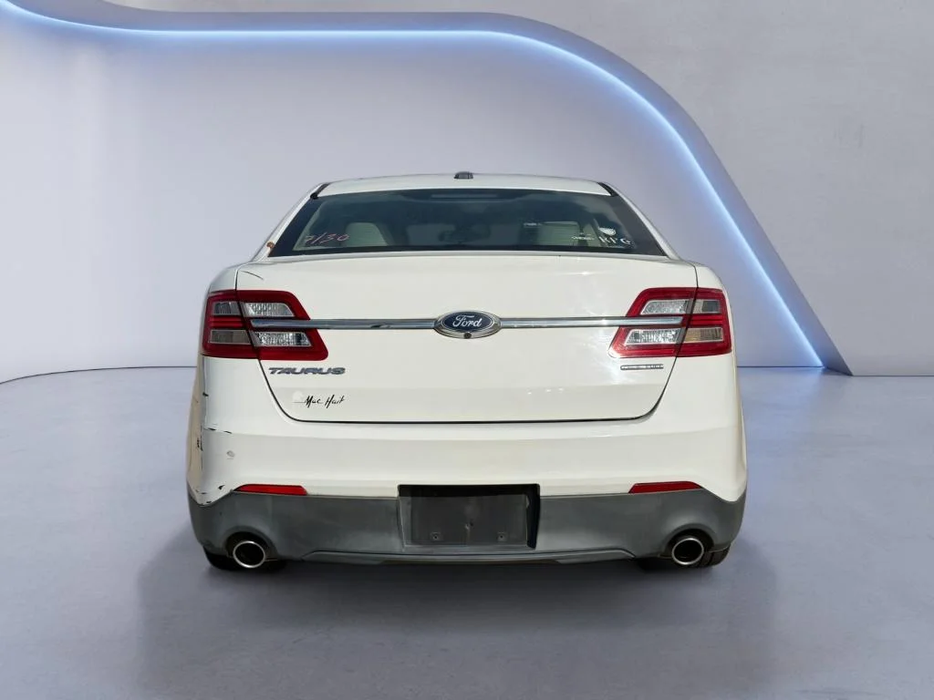 Used 2016 Oxford White Ford SE image 5
