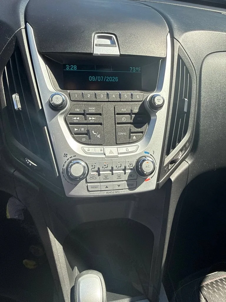 Used 2015 SUMMIT WHITE Chevrolet LS image 10