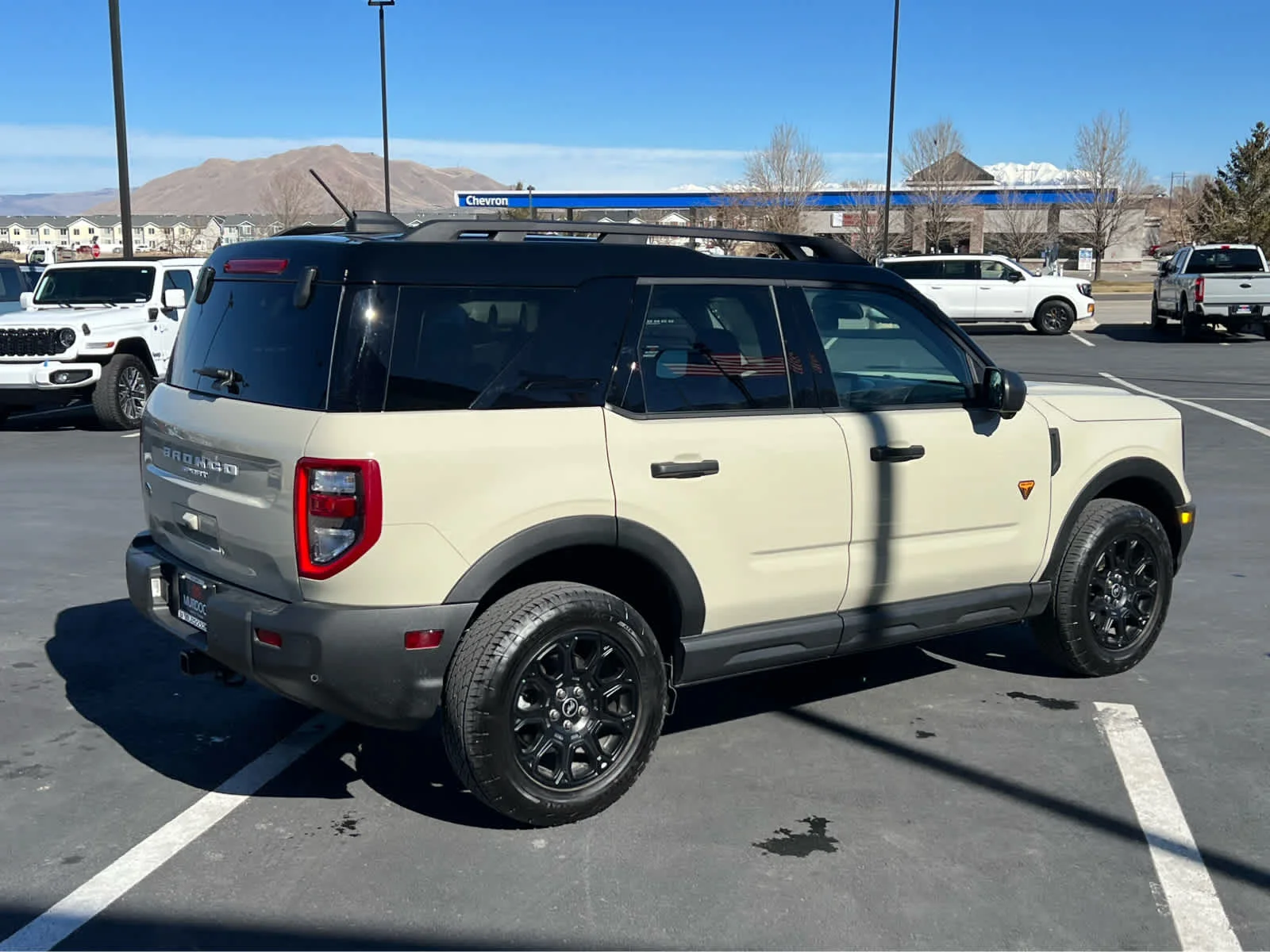 Used 2025 Desert Sand Ford Badlands image 7