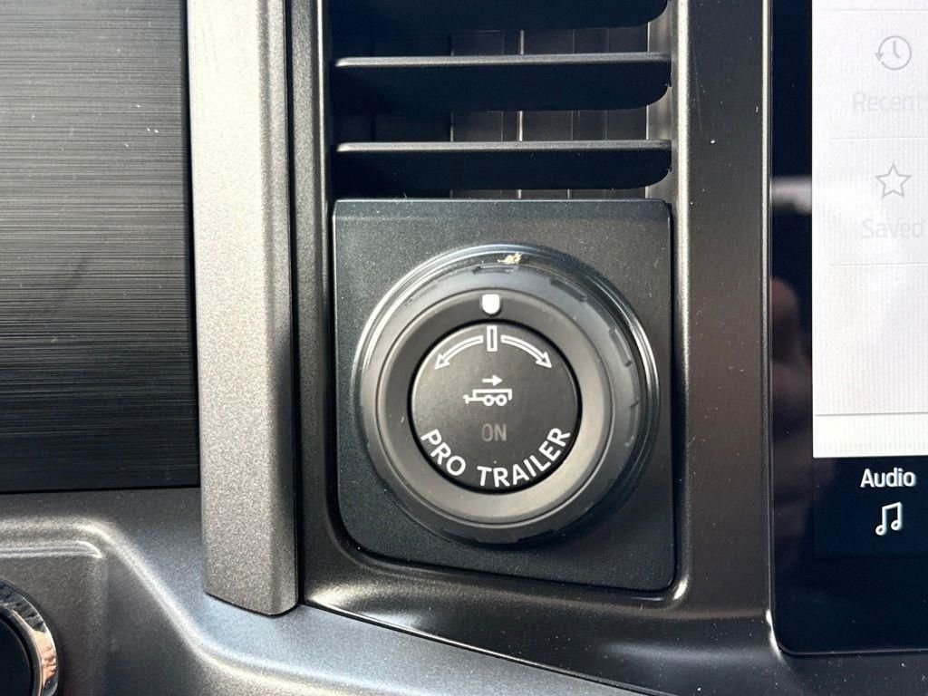 New 2026 Agate Black Metallic Ford XLT image 30