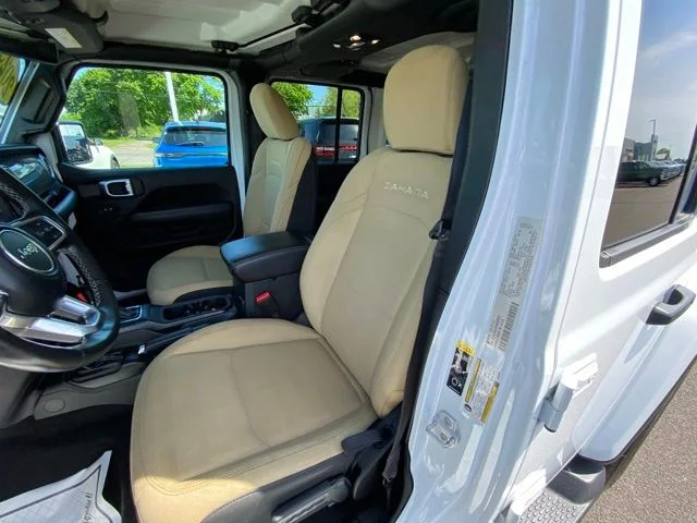Used 2023 White Jeep Sahara image 13
